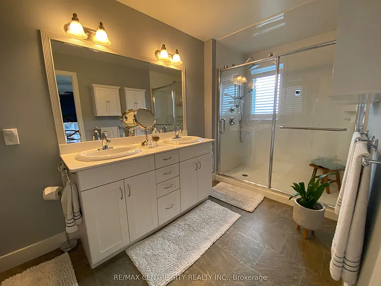 374 Front St #46 — Photo 34