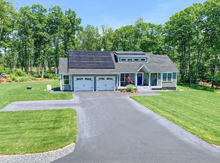 145 Gristmill Rd, Fremont, NH 03044