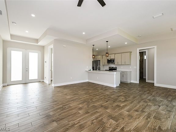 3rd image of 2540 NW 20th Pl