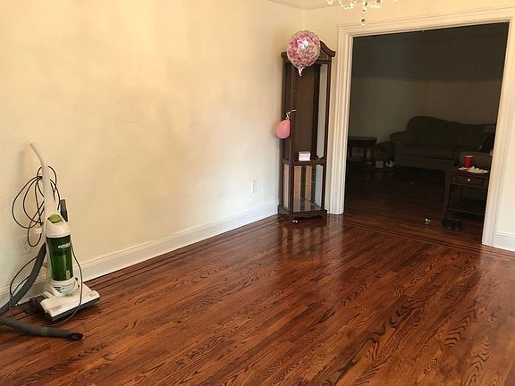 4th image of 9454 118th St