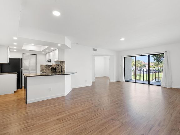 3rd image of 9144 W Atlantic Boulevard #823