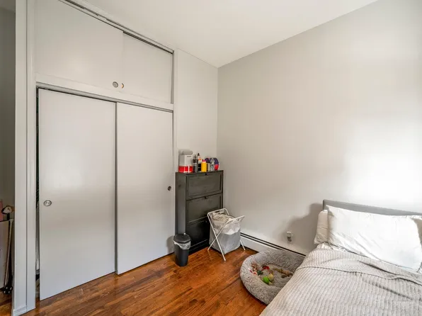 548 Jersey Avenue image 16 of 21