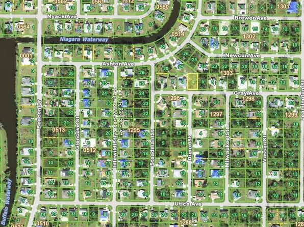 23064 Gray Ave #4, Punta Gorda, FL 33980