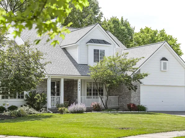5842 Glen Creek Ct, Ann Arbor, MI 48108
