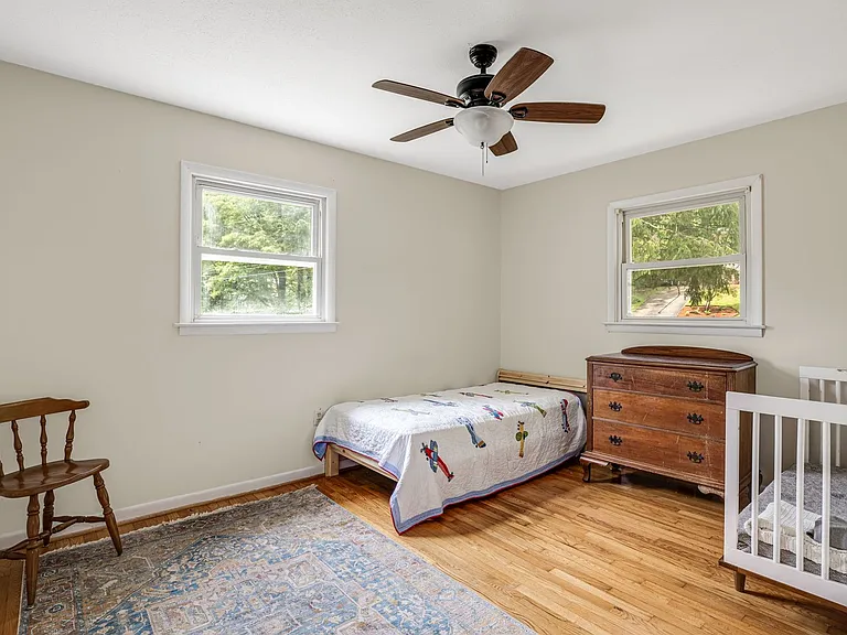 440 Royal Pines Dr — Photo 15
