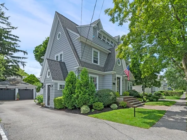 4 Homestead Rd, Marblehead, MA 01945