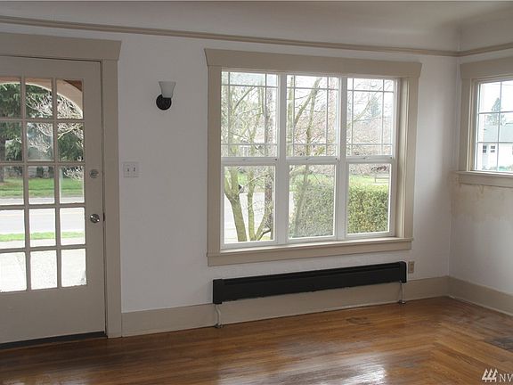 2nd image of 2315 Griffin Ave