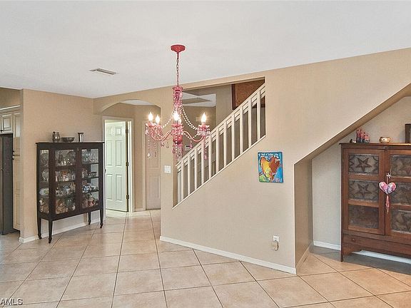 4th image of 9851 Las Casas Dr