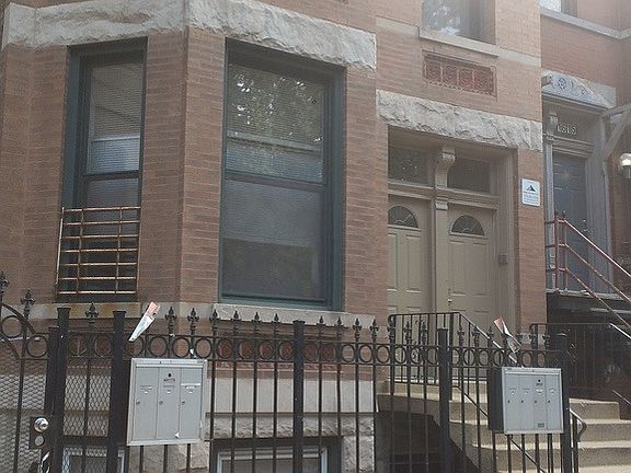 4th image of 1617 N Winchester Ave APT 3F