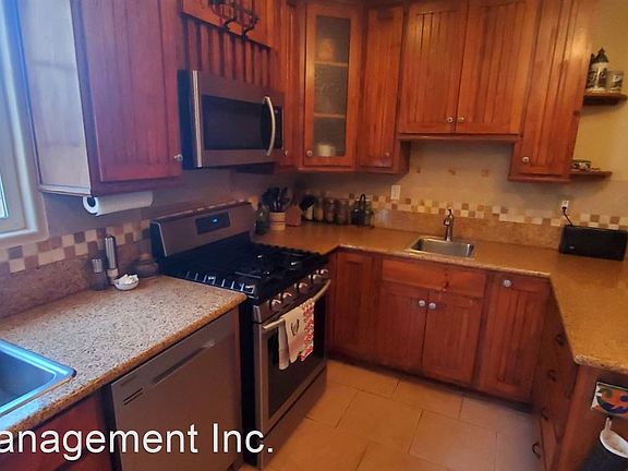 5th image of 3212 Arvia St