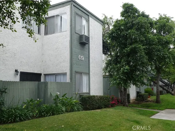 619 N Bristol St Unit 14, Santa Ana, CA 92703