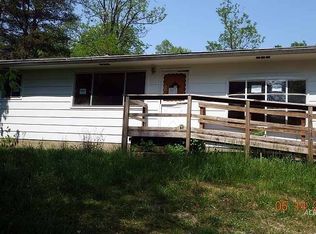 1789 Graham School Rd, Gallipolis, OH 45631