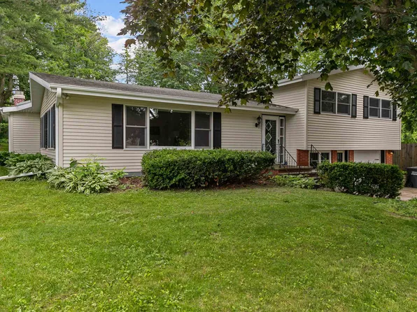 228 W Factory St, Seymour, WI 54165