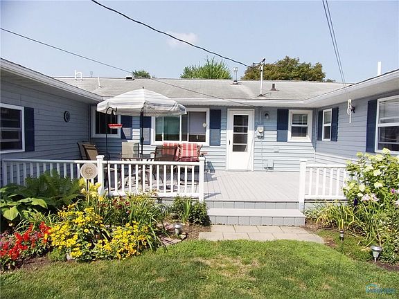 3rd image of 1004 Cherry St