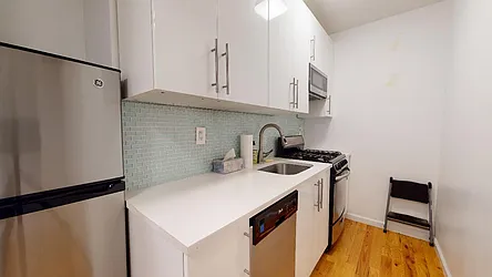 Rented by Bond New York
