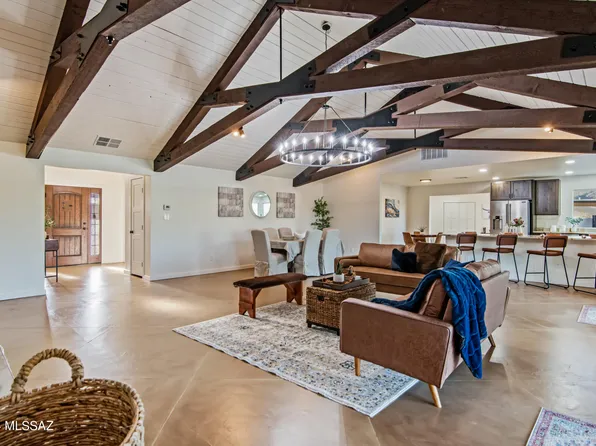 4350 N Bear Canyon Rd, Tucson, AZ 85749