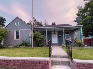 109 L St, Elmont, NY 11003