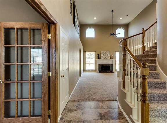 3rd image of 1405 Timberline Dr