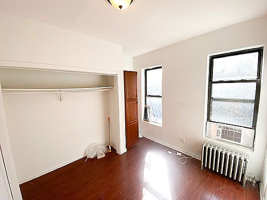 5th image of 442 E 115th St APT 2D