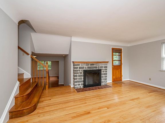 4th image of 11770 Thistlehill Dr