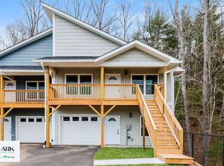 544 Sycamore Branch Rd, Asheville, NC 28803
