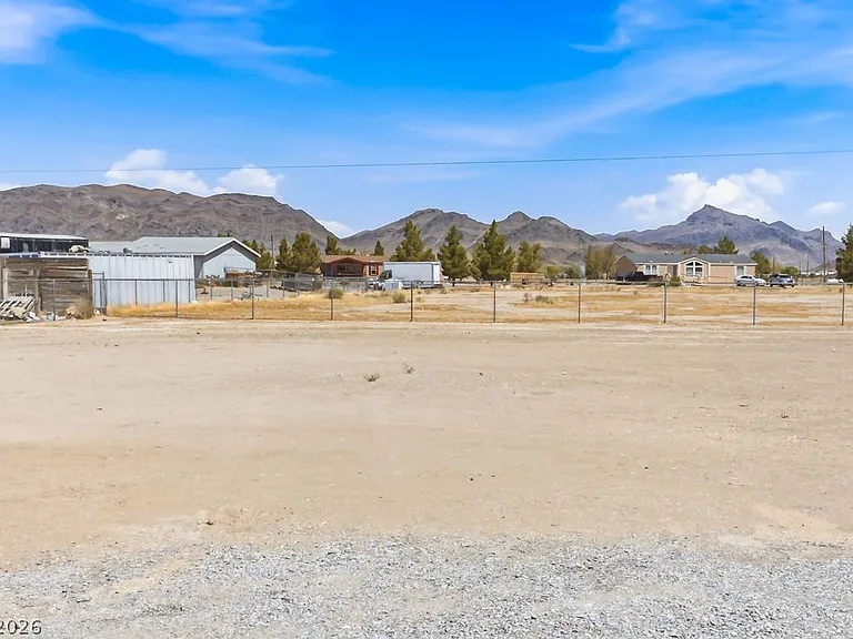 4550 W Horn Rd — Photo 18