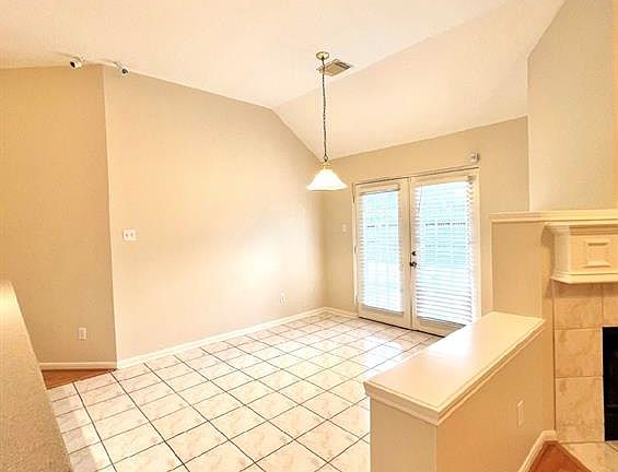 4th image of 7218 Colony Bend Ln