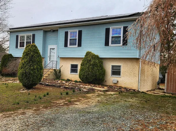 803 Red Feather Trl, Browns Mills, NJ 08015