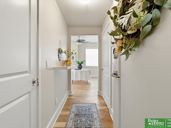 3rd image of 1403 Farnam St APT 512