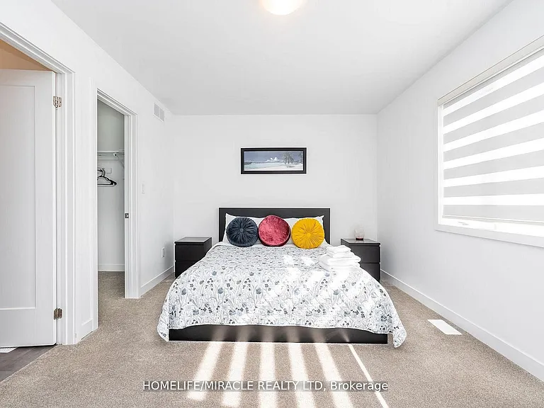 4263 4th Ave #825 — Photo 14
