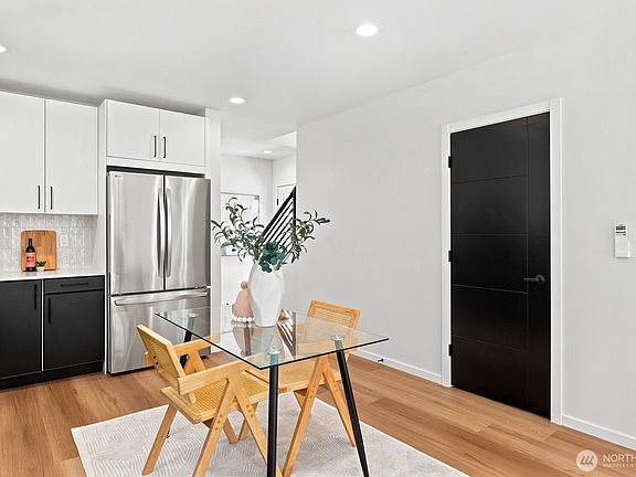 5th image of 10704 Linden Avenue N