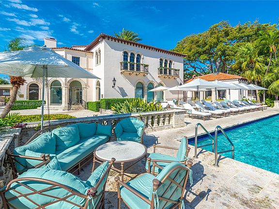 4th image of 40305 Fisher Island Dr #40305