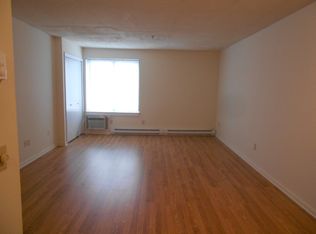 1250 Boston Post Rd APT 204, Guilford, CT 06437