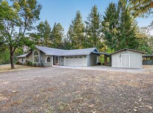 111 Sherwood Ln, Grants Pass, OR 97527