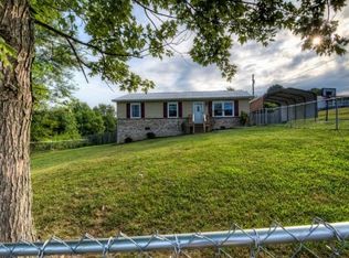 246 Massengill Pl, Bluff City, TN 37618