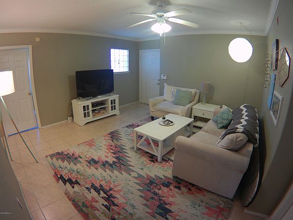 3rd image of 1701 The Greens Way APT 315