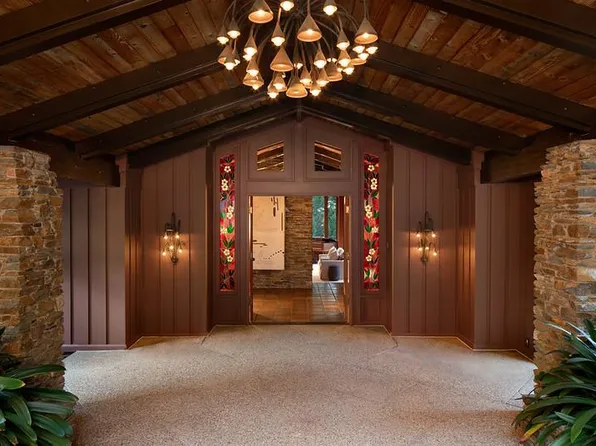 301 Olive Hill Ln, Woodside, CA 94062