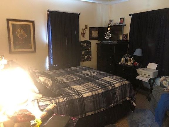 5th image of 3017 Avenue E