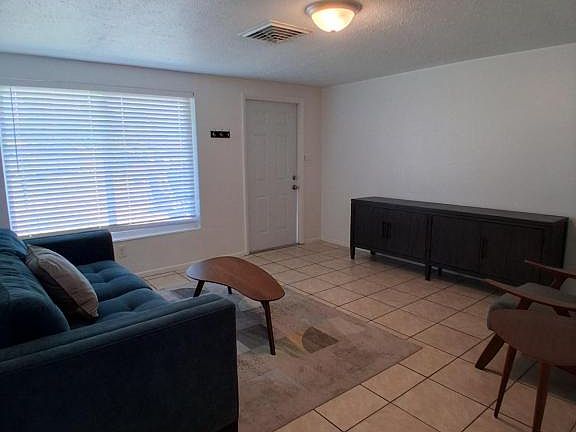 5th image of 6115 Hopkins Dr N