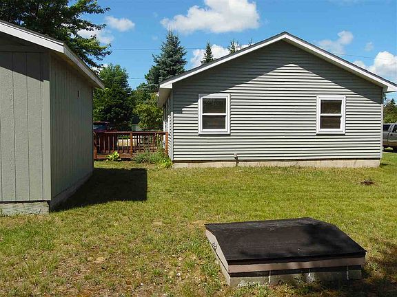 2nd image of 1052 Tanglewood Dr