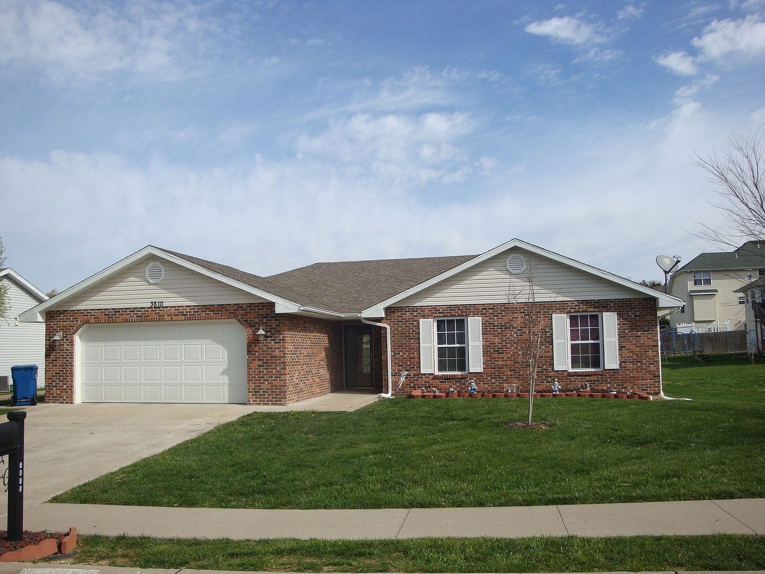 3810 Buckingham Park, Jefferson City, MO 65109 Zillow