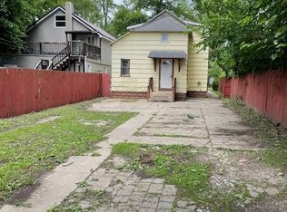 747 W Larch Ave APT A, Muskegon, MI 49441