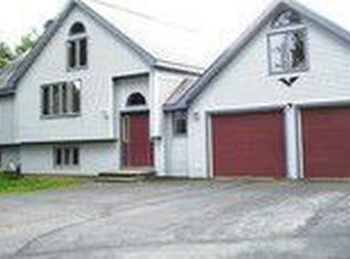 279 Meadow Rd, Winterport, ME 04496