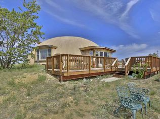 65 Blueberry Hill Rd, El Prado, NM 87529