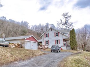 6727 Upper Rd, Shamokin, PA 17872