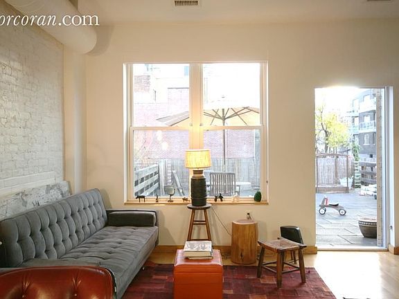 5th image of 318 Knickerbocker Ave APT 2G