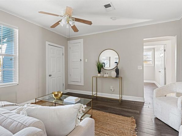 tampa-florida-2074605676 picture