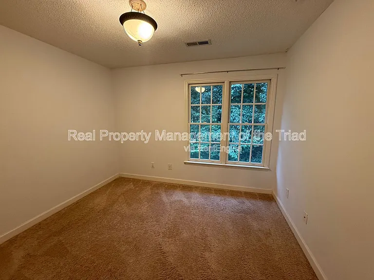 4210 Shoal Creek Dr — Photo 17