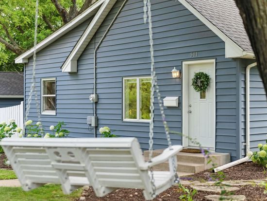 511 Aspen St W, Stillwater, MN 55082