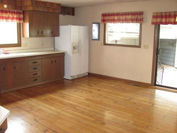 5th image of 903 Frazier Dr